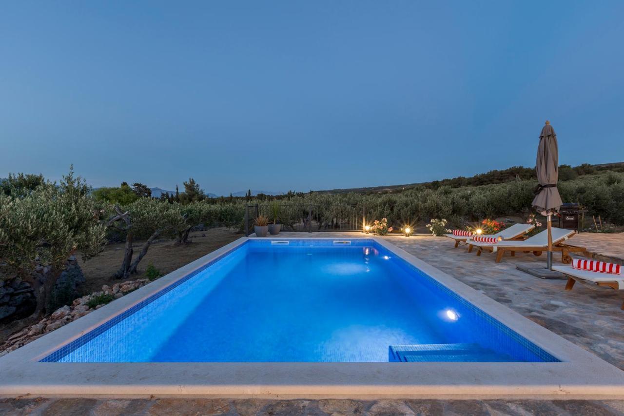Island Getaway - Heritage House Mirce Exterior foto