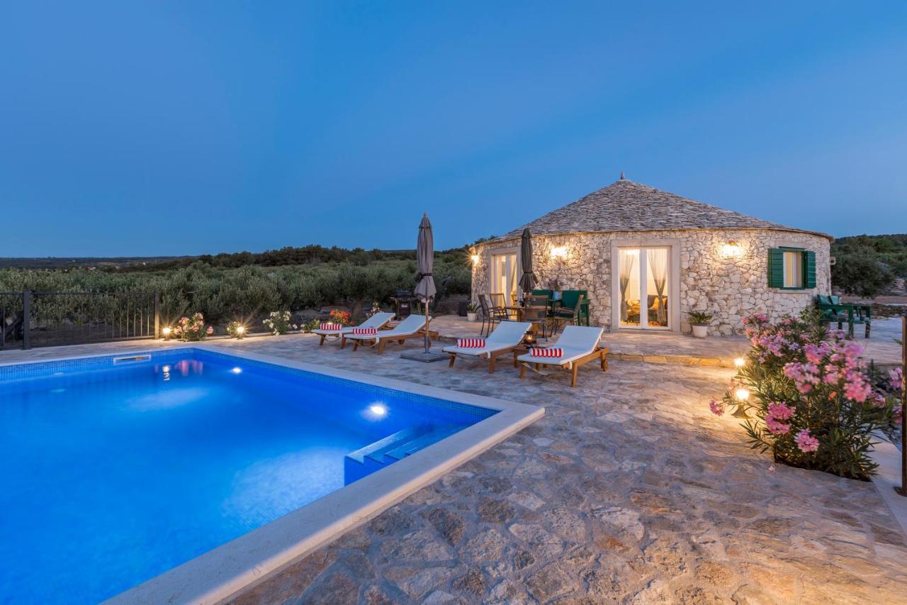 Island Getaway - Heritage House Mirce Exterior foto